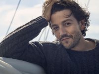 Diego Luna: 'Netflix? Una rivoluzione, ma se tutti guardano i film da soli, il mondo sarà un posto difficile'