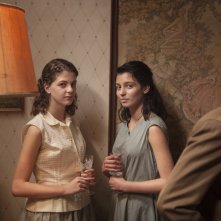 L'amica geniale: una scena con Margherita Mazzucco e Gaia Girace