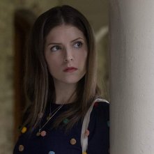 Un piccolo favore: un primo piano di Anna Kendrick
