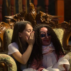 Sabrina: Richelle Georgette Skornicki in una scena