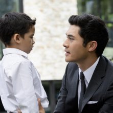 Un piccolo favore: una scena con Henry Golding