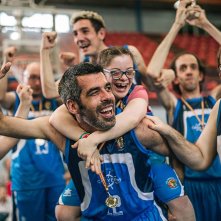 Non ci resta che vincere: Sergio Olmo, Jesús Vidal, José de Luna, Gloria Ramos in una scena