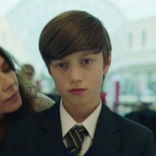 Butterfly: Callum Booth-Ford e Anna Friel  in una scena