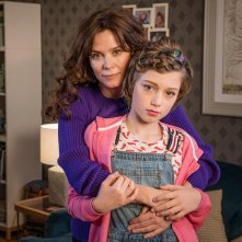 Butterfly: Callum Booth-Ford e Anna Friel in una scena promozionale