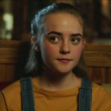 Butterfly: Millie Gibson  in una scena