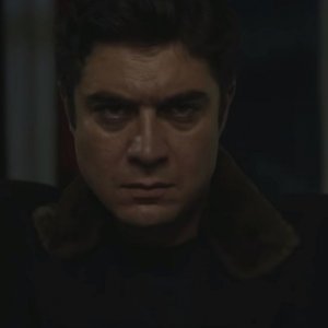 Il testimone invisibile: un primo piano di Riccardo Scamarcio