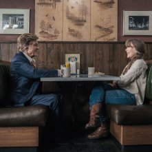 Old Man and the Gun: Robert Redford e Sissy Spacek insieme in una scena del film