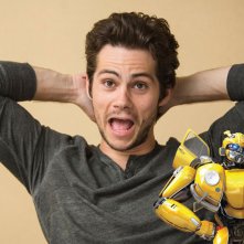 Bumblebee: Dylan O'Brien è il doppiatore di Bumblebee in una foto promozionale
