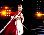 Freddie Mercury - The Pretender, il doc sul leader dei Queen stasera su Sky!
