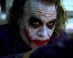 Il cavaliere oscuro: svelato il trucco della scena della matita del Joker