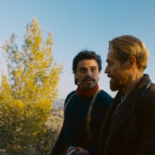 Van Gogh - Sulla soglia dell'eternità: Willem Dafoe con Oscar Isaac