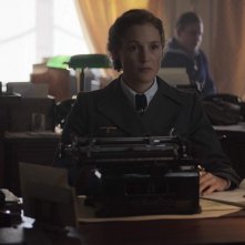 Das Boot: Vicky Krieps in una scena della serie