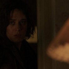 Das Boot: Lizzy Caplan in una scena della serie