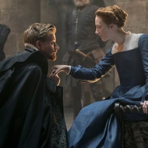 Maria Regina di Scozia: Saoirse Ronan in una scena
