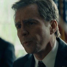 Vice - L'uomo nell'ombra: un primo piano di Sam Rockwell