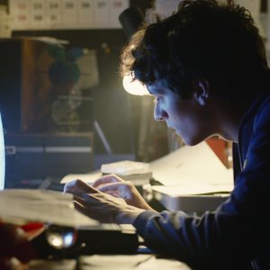 Black Mirror: Bandersnatch, un'immagine con Fionn Whitehead