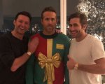 Avengers 4: Endgame, i fratelli Russo trollano Ryan Reynolds nella nuova foto profilo