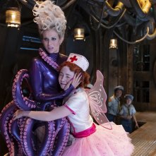 Una serie di sfortunati eventi:Lucy Punch, Kitana Turnbull in una scena della terza stagione