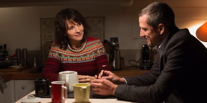 Il gioco delle coppie di Olivier Assayas: clip esclusiva del film