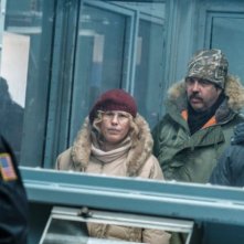 Escape at Dannemora: una foto di Patricia Arquette ed Eric Lange