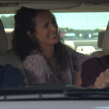 Un'ultima risata: Chevy Case, Richard Dreyfuss e Andie MacDowell in un momento del film