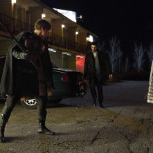 Titans: Melody Johnson, Zach Smadu, Brenton Thwaites in una scena della prima stagione