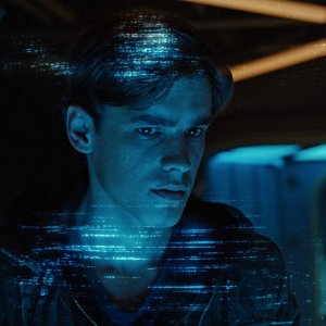 Titans: un primo piano di Brenton Thwaites