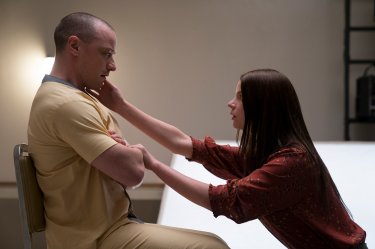 Glass: James McAvoy e Anya Taylor-Joy in una foto del film