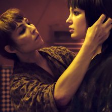 Close: Noomi Rapace in una scena