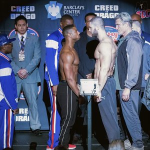 Creed II: una scena con Dolph Lundgren, Michael B. Jordan e Florian Munteanu