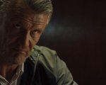 Dolph Lundgren coi bigodini nella prima foto del film di Natale Pups Alone