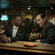 Green Book: Viggo Mortensen, Mahershala Ali durante una scena del film