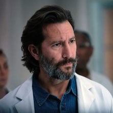 The Passage: Henry Ian Cusick in una scena