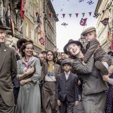 L'uomo dal cuore di ferro: Rosamund Pike in una scena del film