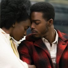 Se la strada potesse parlare: KiKi Layne e Stephan James in una scena