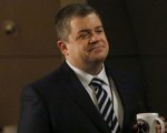 Patton Oswalt: un uomo lo attacca su Twitter, ma lui replica con un atto di grande generosità