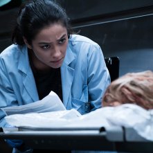 L'esorcismo di Hannah Grace: Shay Mitchell in una scena