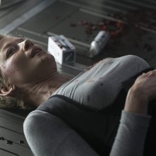 Nightflyers: Gretchen Mol in una scena drammatica