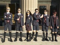 The Umbrella Academy, prime impressioni: Un'altra serie Netflix che vi farà impazzire!