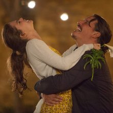 La vita in un attimo: Sergio Peris-Mencheta, Laia Costa in una scena