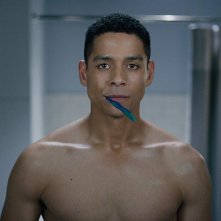 Russian Doll: Charlie Barnett in una scena
