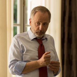 Parlami di te: Fabrice Luchini in una scena del film