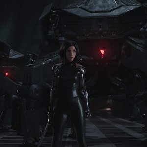 Alita - Angelo della battaglia: Rosa Salazar in una scena del film