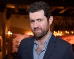 Billy Eichner star di una commedia romantica gay prodotta da Judd Apatow