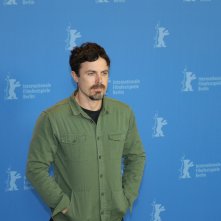 Berlino 2019: Casey Affleck al photocall di Light of my Life