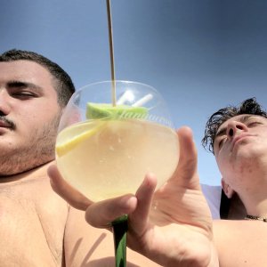 Selfie: un'immagine del film