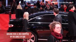 Berlino 2019: Françoise Ozon e Juliette Binoche sul red carpet di By the Grace of God