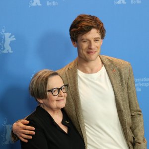 Berlino 2019: James Norton al photocall di Mr. Jones