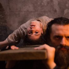 Crucifixion - Il male è stato invocato: Brittany Ashworth in una scena