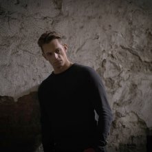 Hanna: Joel Kinnaman in una scena